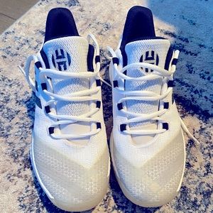 Youth Adidas Harden B/E 2 basketball sneakers